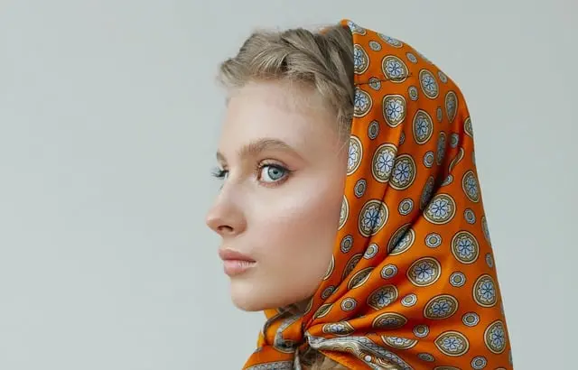 Nowe trendy w modzie na wiosnę: Co warto nosić?